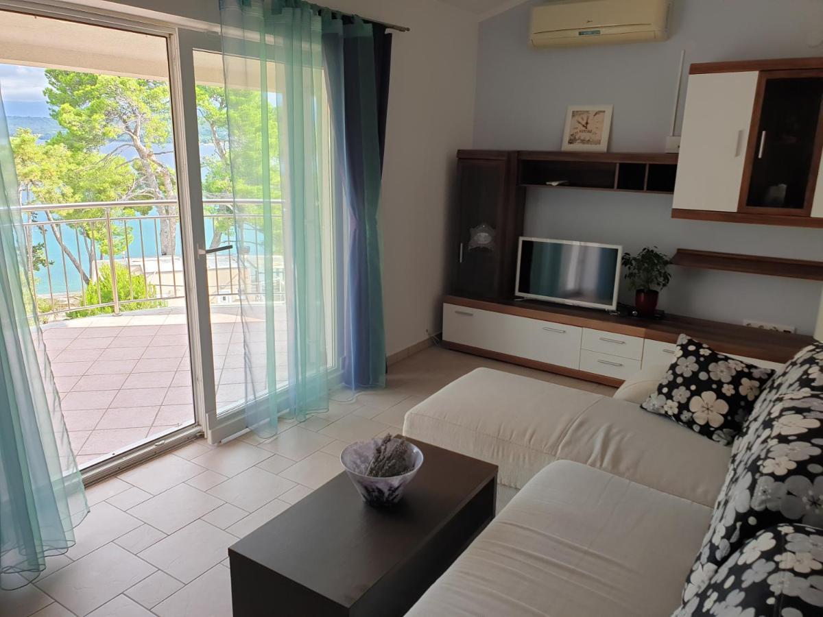 Apartments Mare & Mons Deluxe Malinska Exterior photo